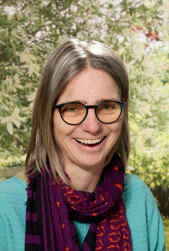 Porträt von Bettina Leutgeb